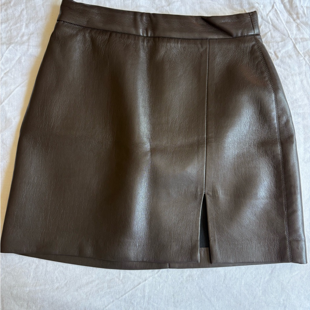 Aritzia Wilfred Chocolate Brown Faux Leather Mini Skirt With Front Slit